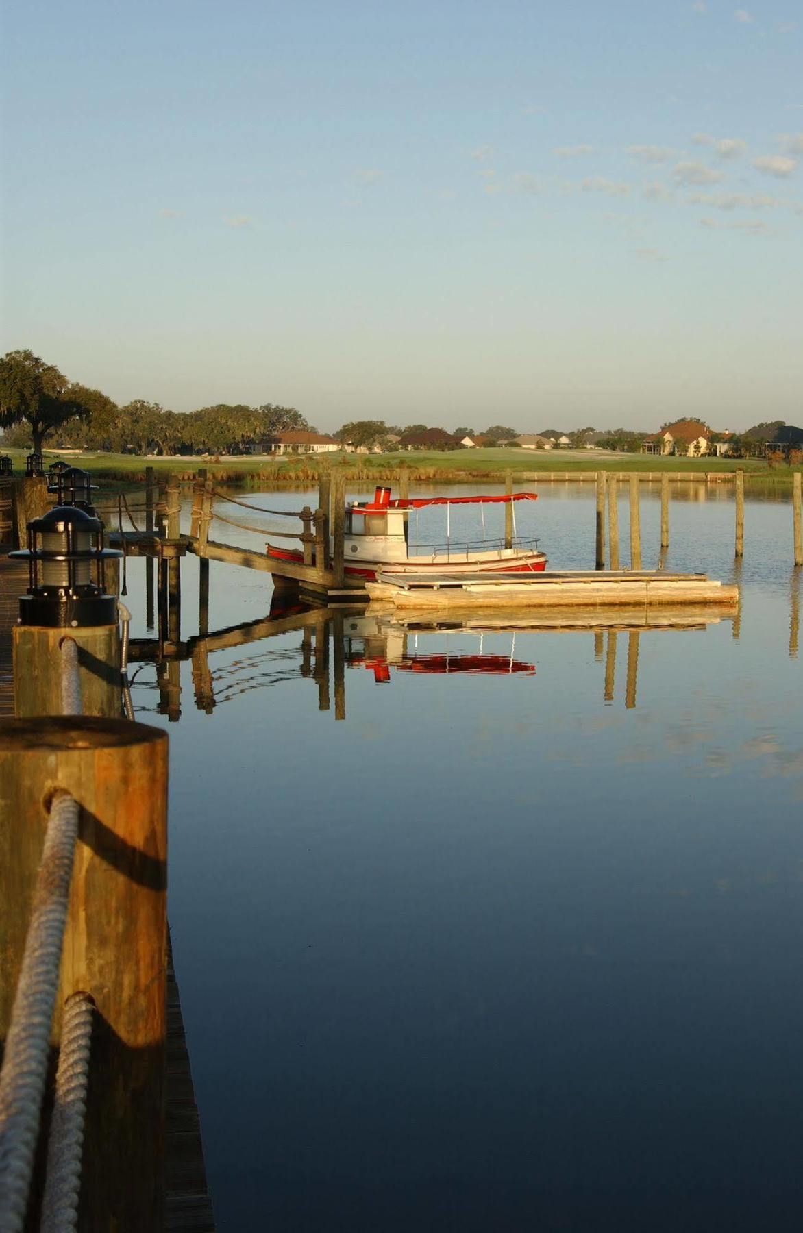 The Waterfront Inn The Villages Bagian luar foto